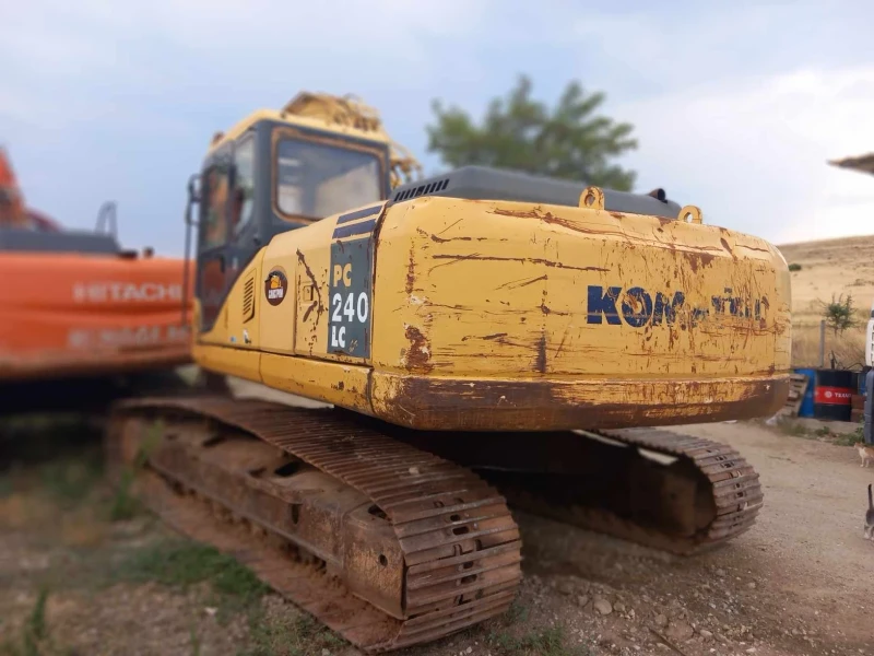 Багер Komatsu PC240LC, снимка 2 - Индустриална техника - 46935414