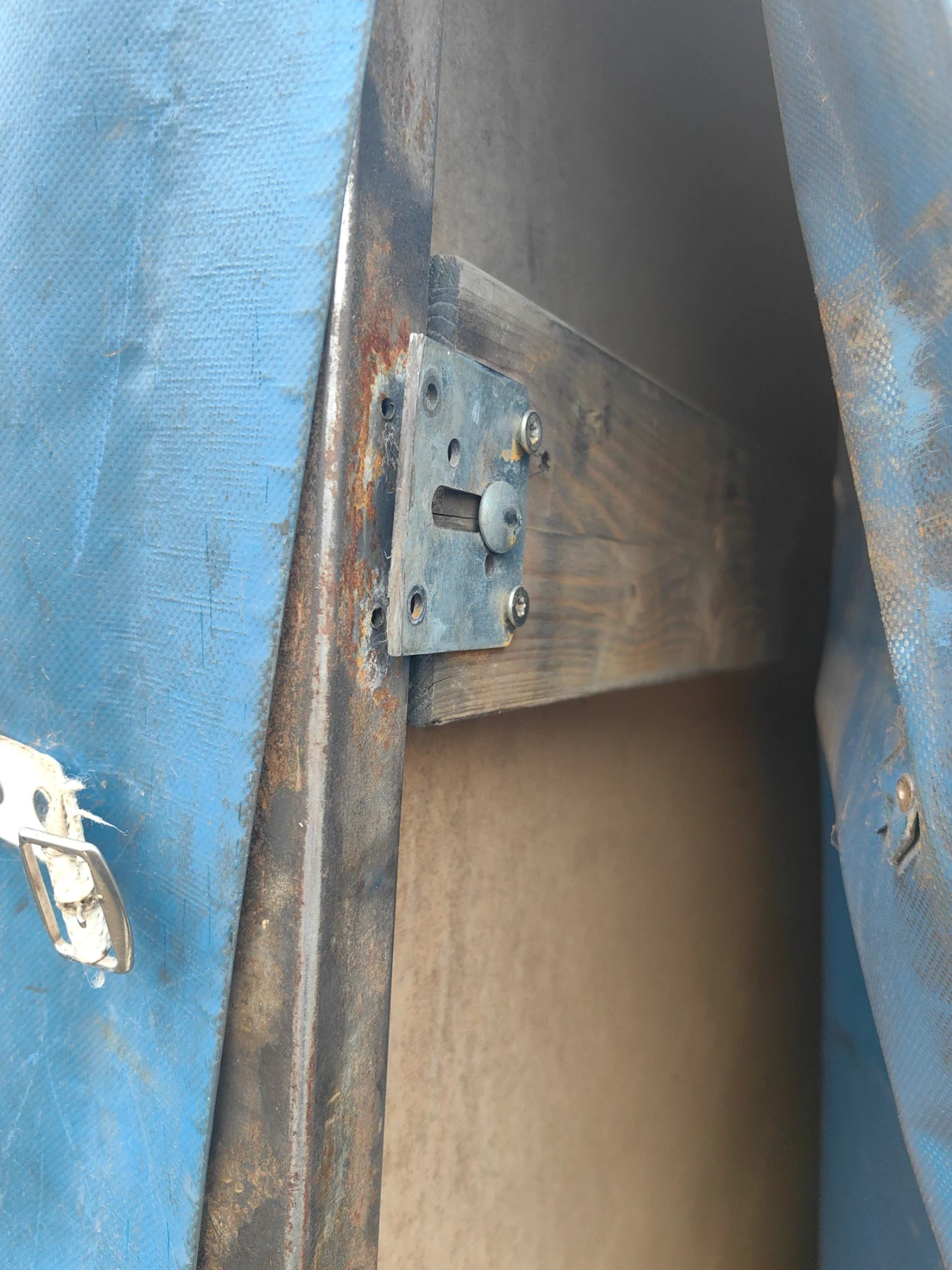   1100 | Mobile.bg   6