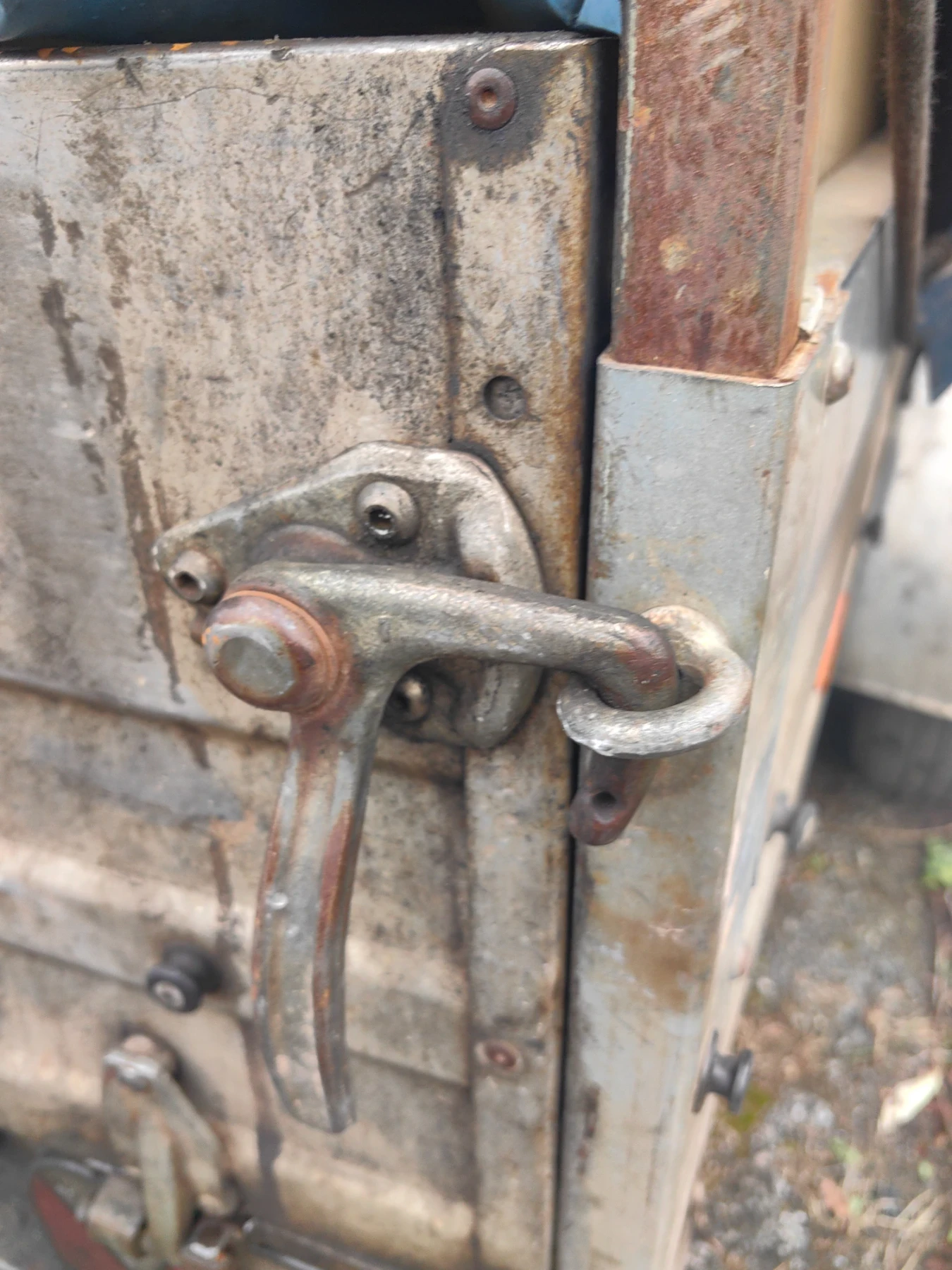   1100 | Mobile.bg   7