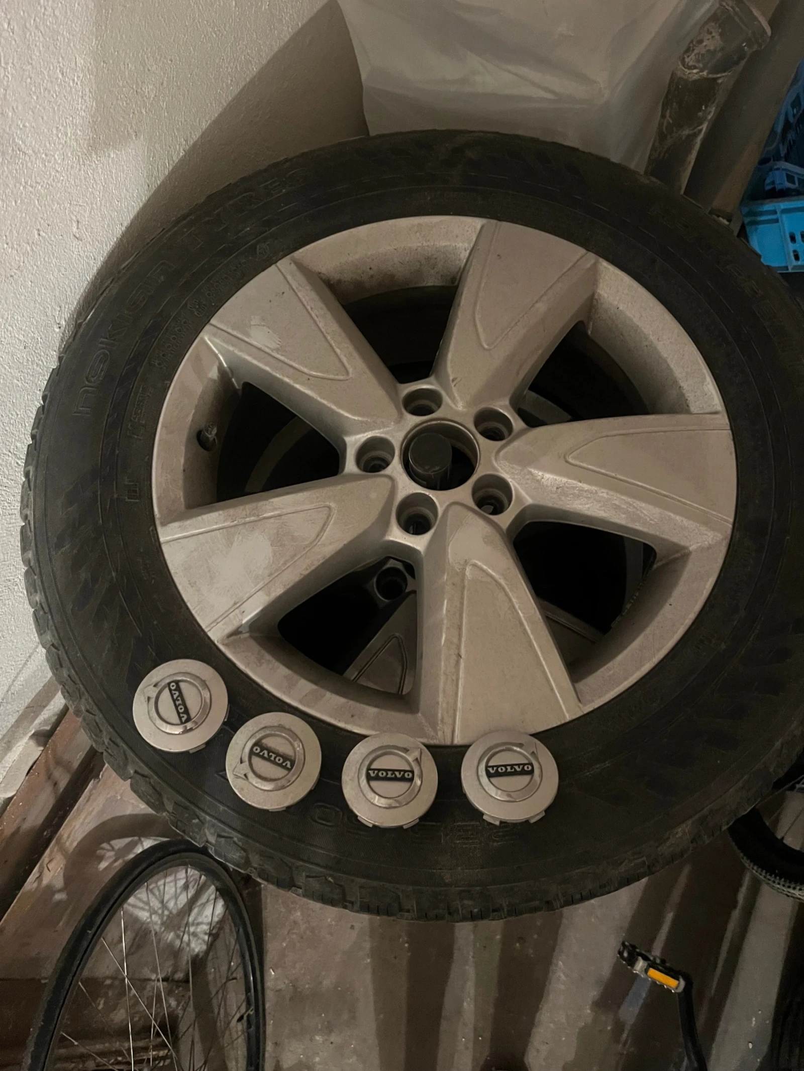���� � ������ 235/60R17 �� Volvo XC60 | Mobile.bg � ����������� 8
