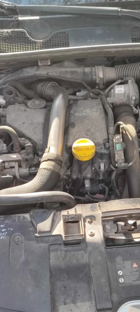 Renault Megane 1.5dci 110 кс  Топ състояние автоматик, снимка 8