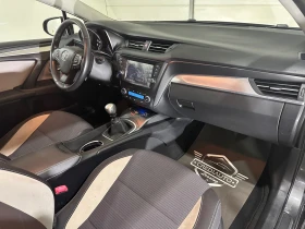 Toyota Avensis D-4D Touring sport, снимка 9