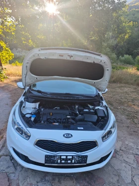 Kia Ceed 1.4I НОВ ВНОС, снимка 10