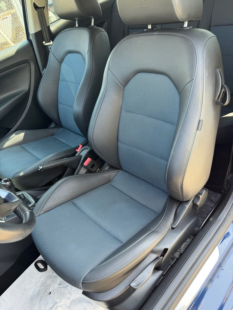 Seat Ibiza 1.0, снимка 13 - Автомобили и джипове - 44631207