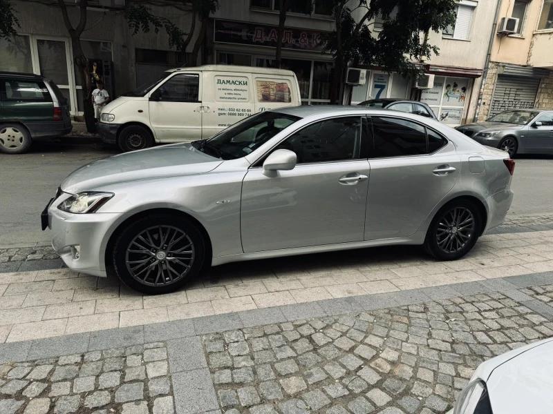 Lexus IS 250 2.5i, снимка 10 - Автомобили и джипове - 46475938