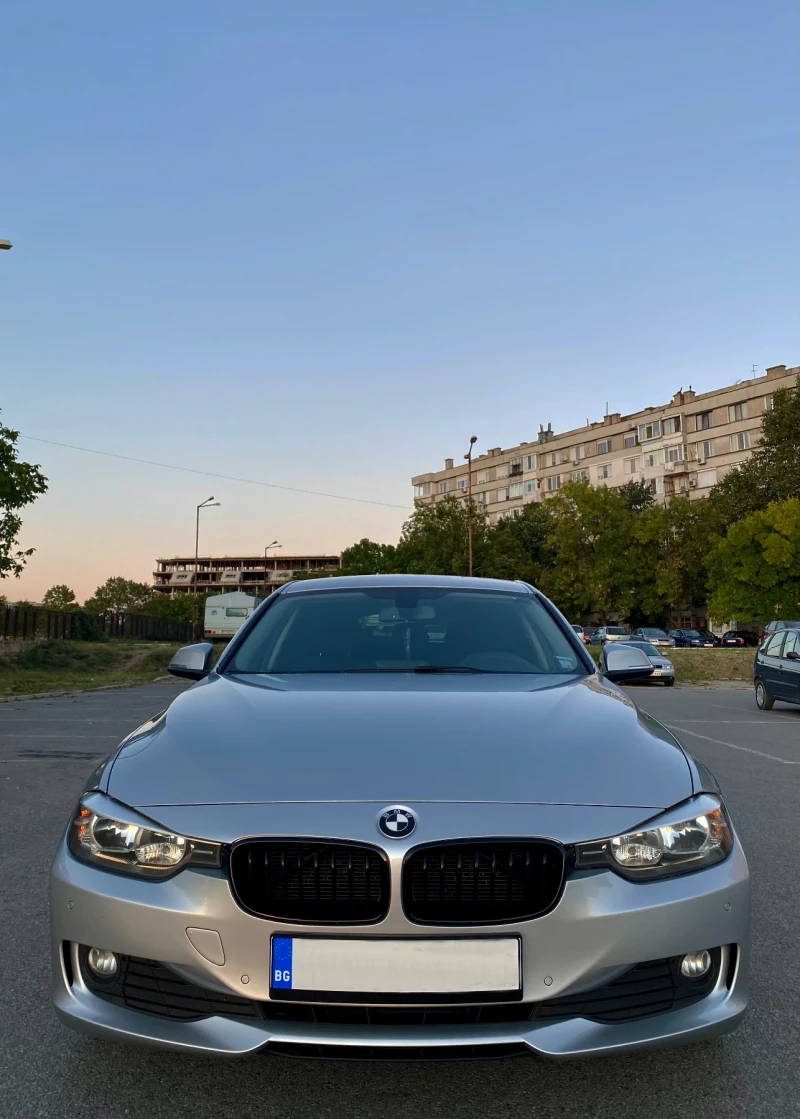 BMW 320, снимка 2 - Автомобили и джипове - 47322571