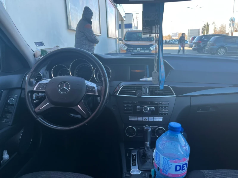 Mercedes-Benz C 200, снимка 7 - Автомобили и джипове - 48398956