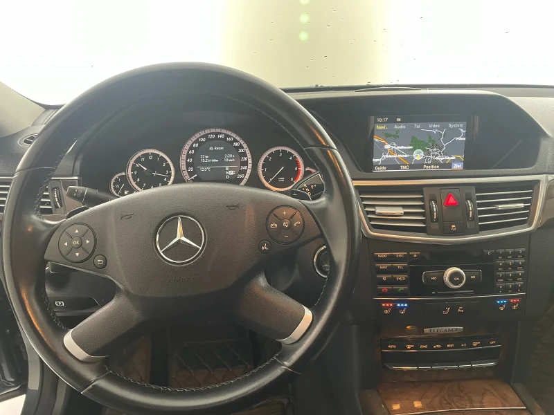 Mercedes-Benz E 350, снимка 8 - Автомобили и джипове - 48407886