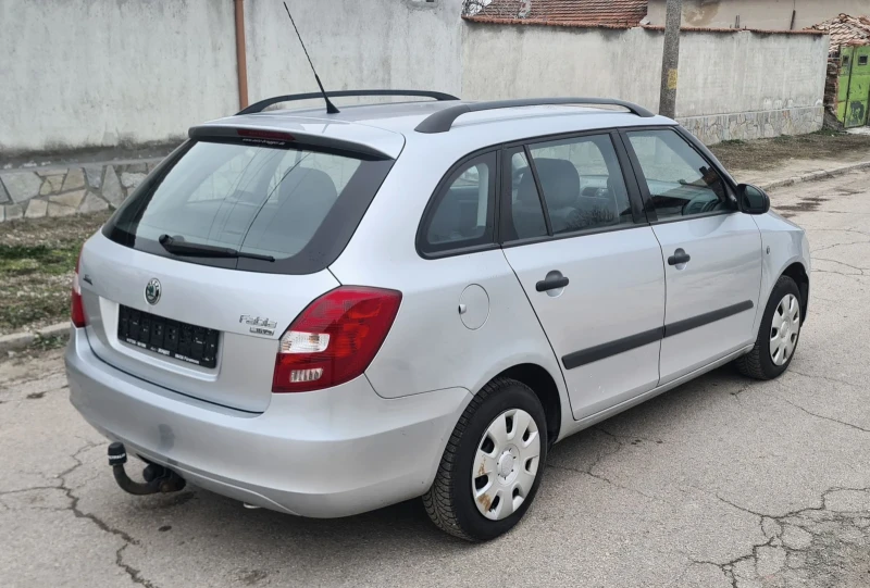 Skoda Fabia 1.4, снимка 6 - Автомобили и джипове - 49376862