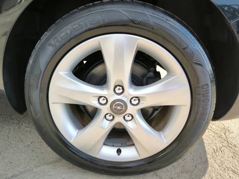 Opel Astra 1, 7 TDCi-131k.c.6ck.HABИ, ЕВРО 5В-5%!, снимка 16 - Автомобили и джипове - 52075764