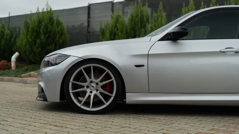 BMW 330 330D, снимка 3 - Автомобили и джипове - 52106997