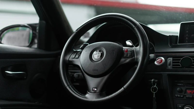 BMW 330 330D, снимка 8 - Автомобили и джипове - 52106997