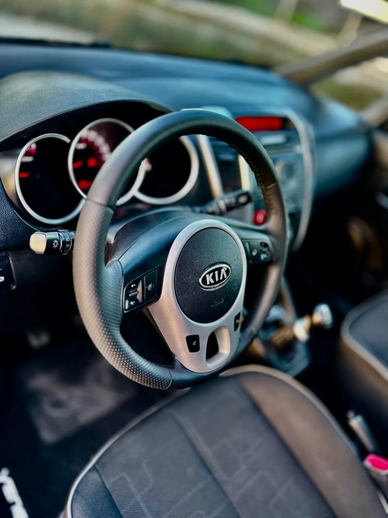 Kia Venga 1.4 CRDi 2013 ТОП СЪСТОЯНИЕ , снимка 11 - Автомобили и джипове - 52433322