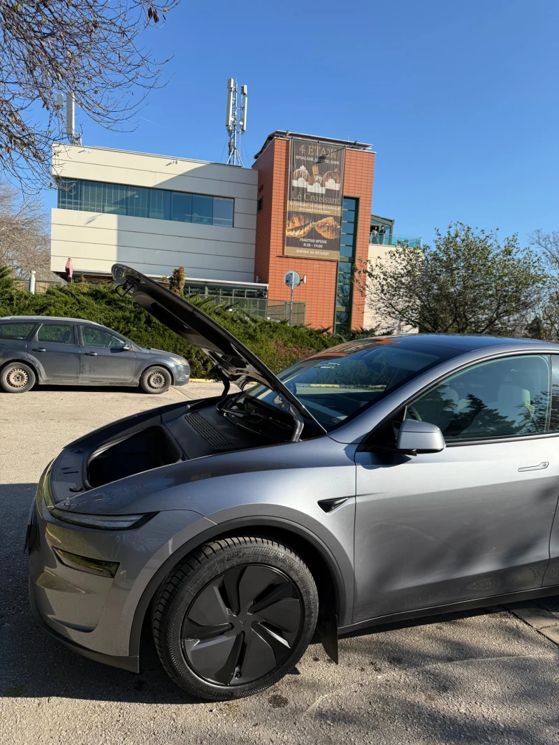 Tesla Model Y JUNIPER НОВА DUAL MOTOR, снимка 9 - Автомобили и джипове - 52851245