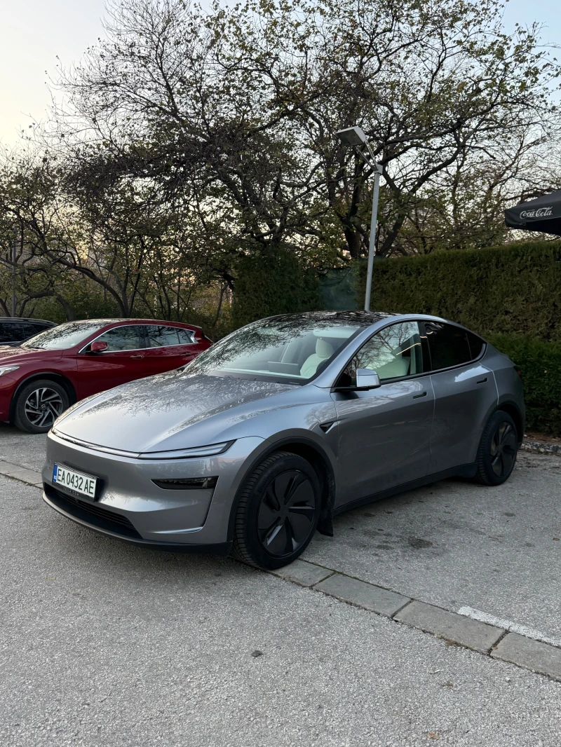 Tesla Model Y JUNIPER НОВА DUAL MOTOR, снимка 3 - Автомобили и джипове - 52851245