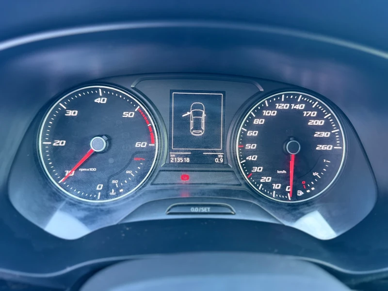 Seat Leon 1.6TDI-4x4, снимка 13 - Автомобили и джипове - 52996274