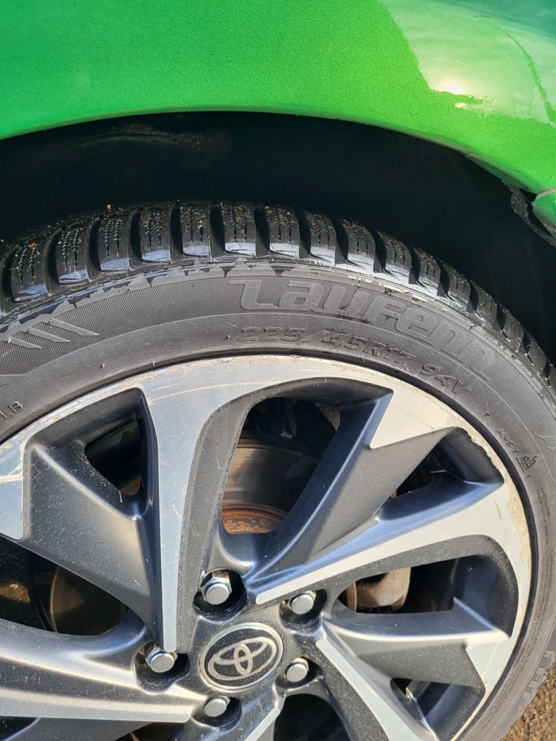 Toyota Auris, снимка 7 - Автомобили и джипове - 53391947