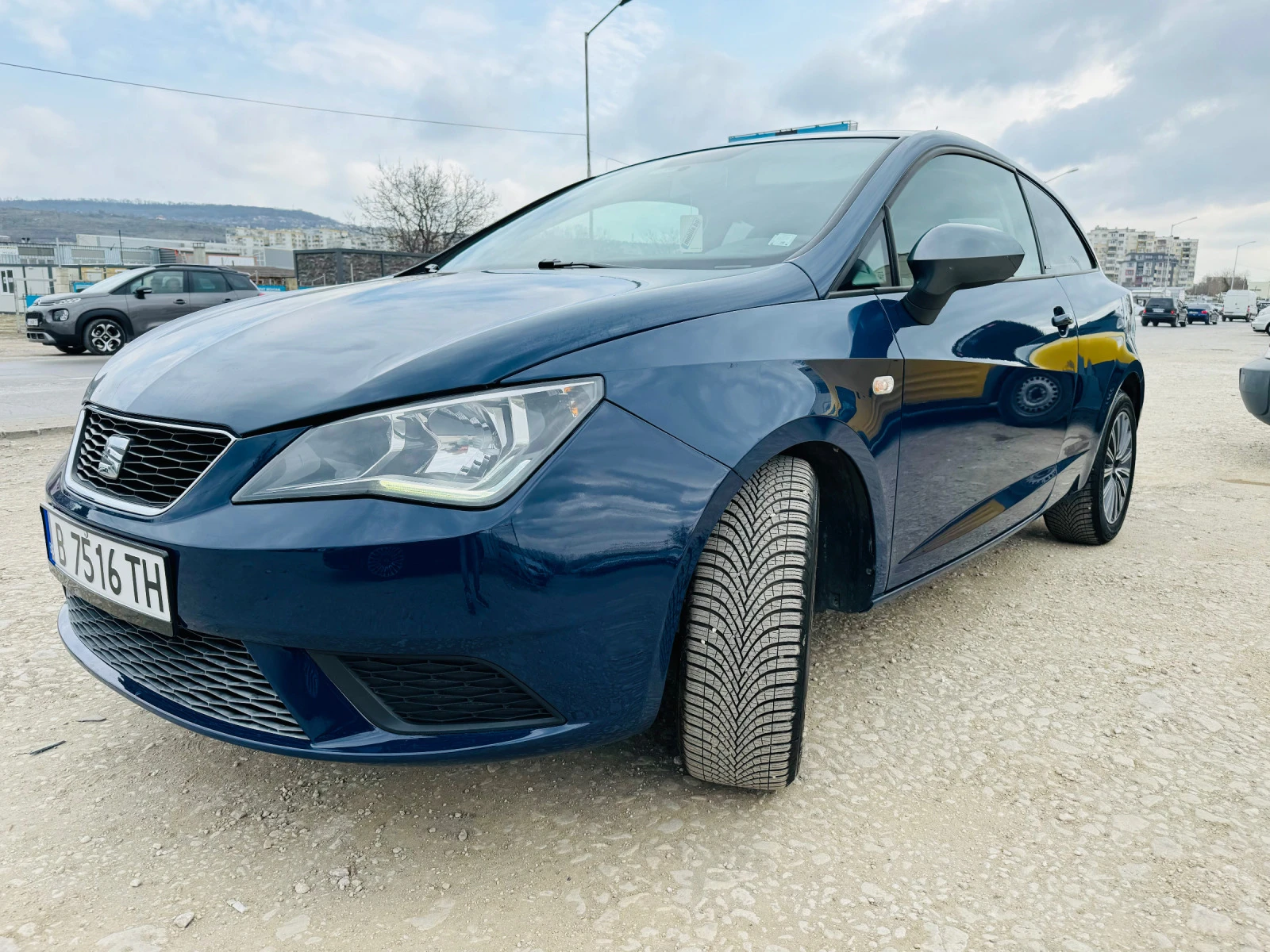 Seat Ibiza 1.0 - изображение 2