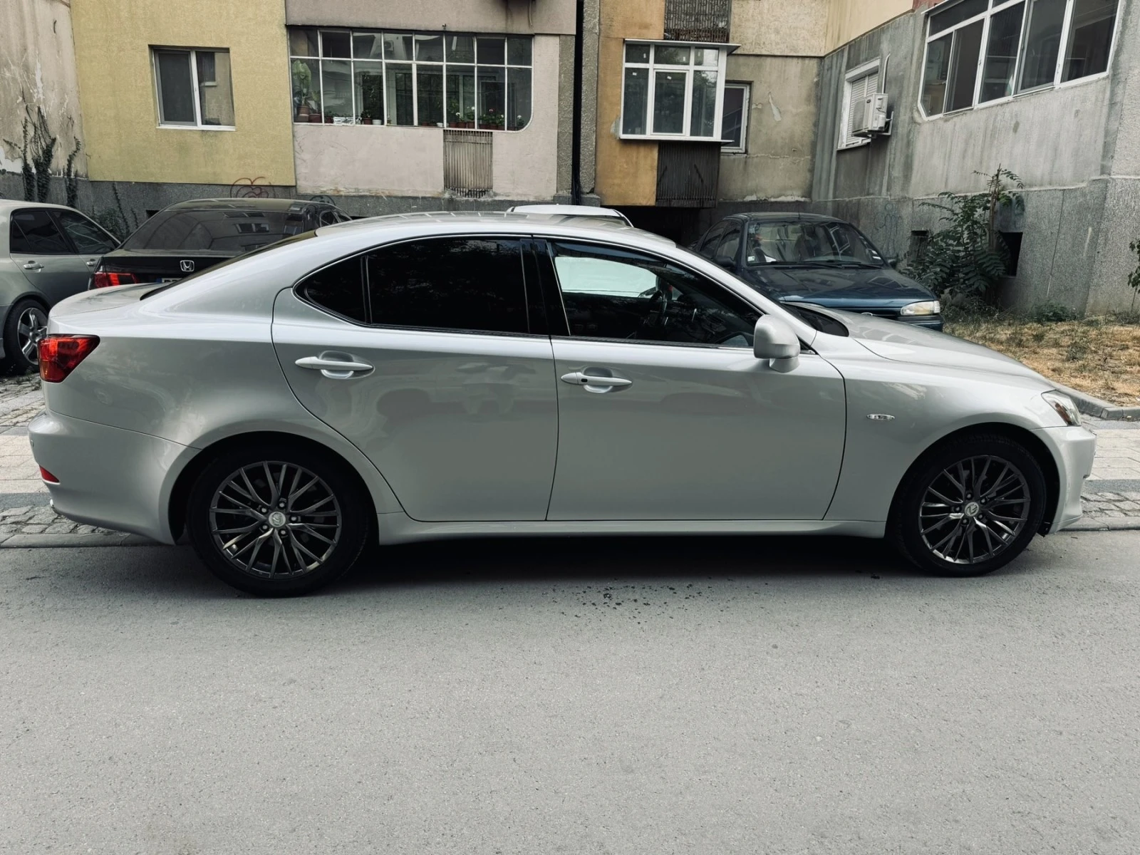 Lexus IS 250 2.5i - изображение 6