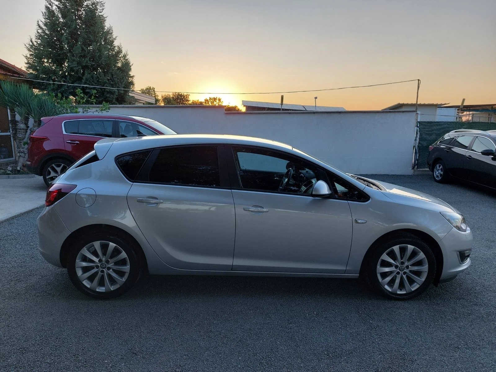 Opel Astra 1.6i, на собствен ход - изображение 8