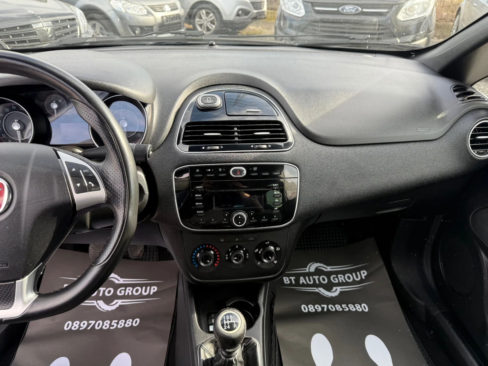 Fiat Punto 1.4i Easy 135000km * * СЕРВИЗНА ИСТОРИЯ * *  - изображение 10