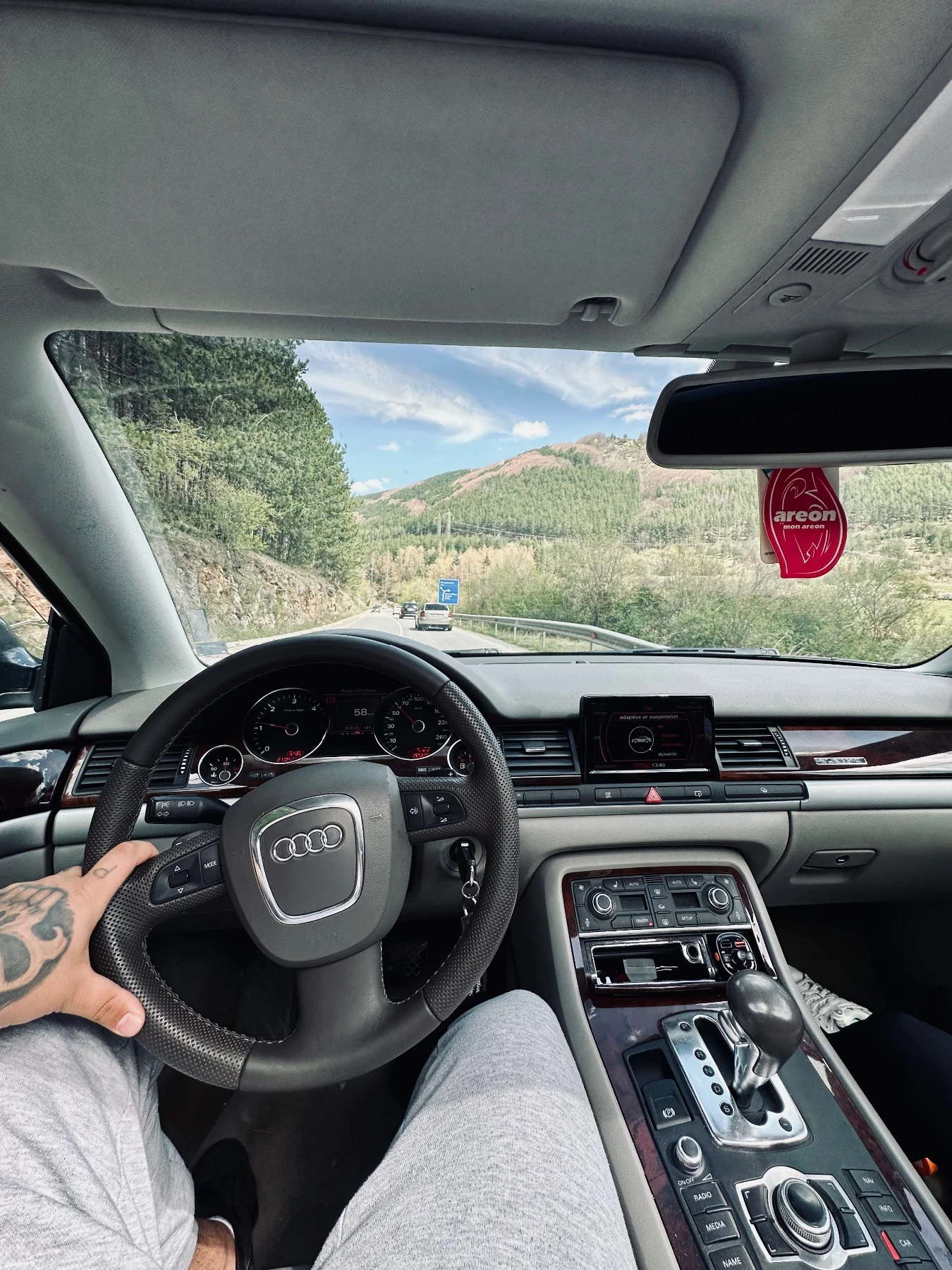 Audi A8 3.0TDI - изображение 9