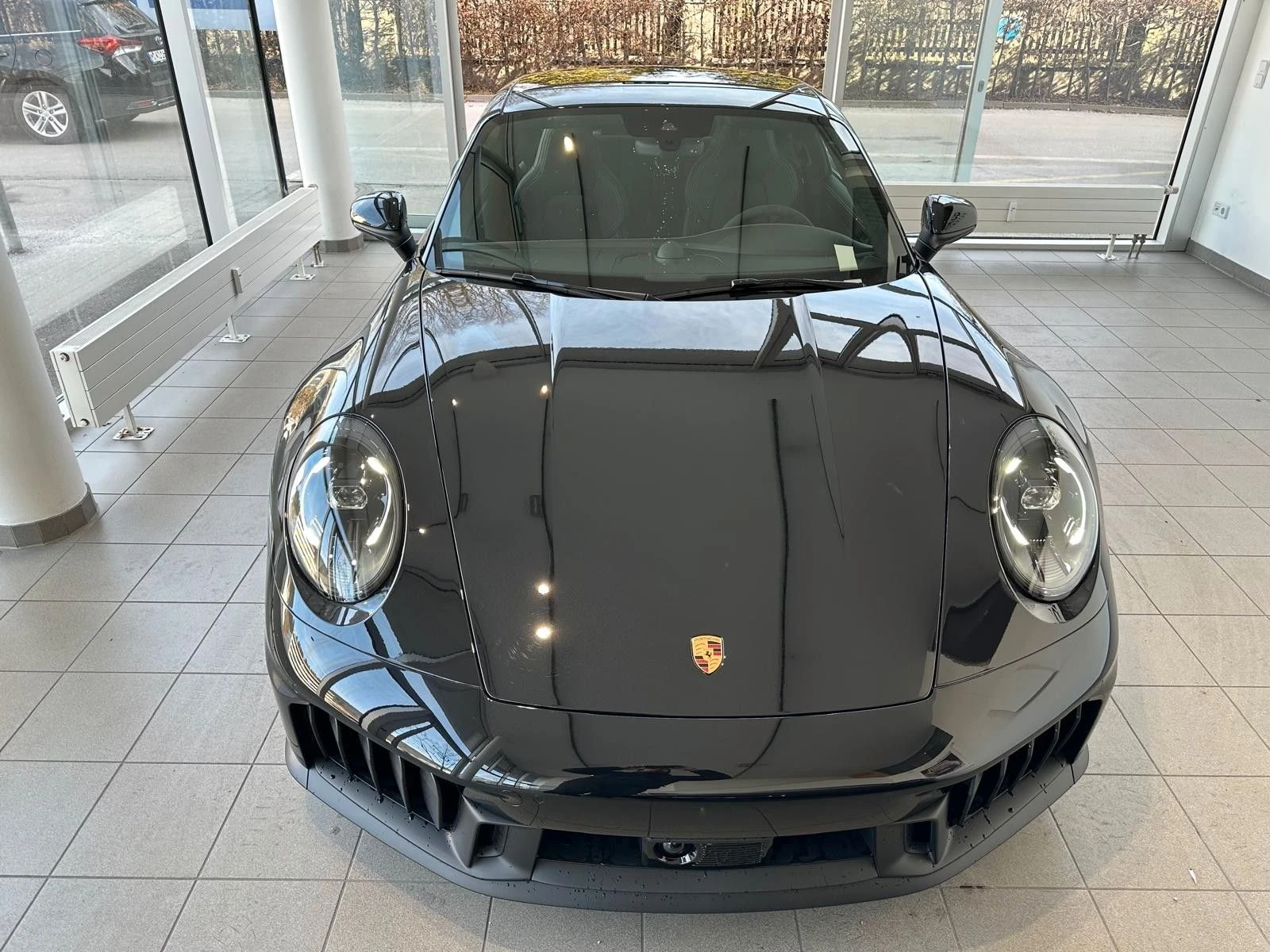 Porsche 911 992.2 CARRERA 4 GTS/FACELIFT/CARBON/BOSE/SPORT DES - изображение 2