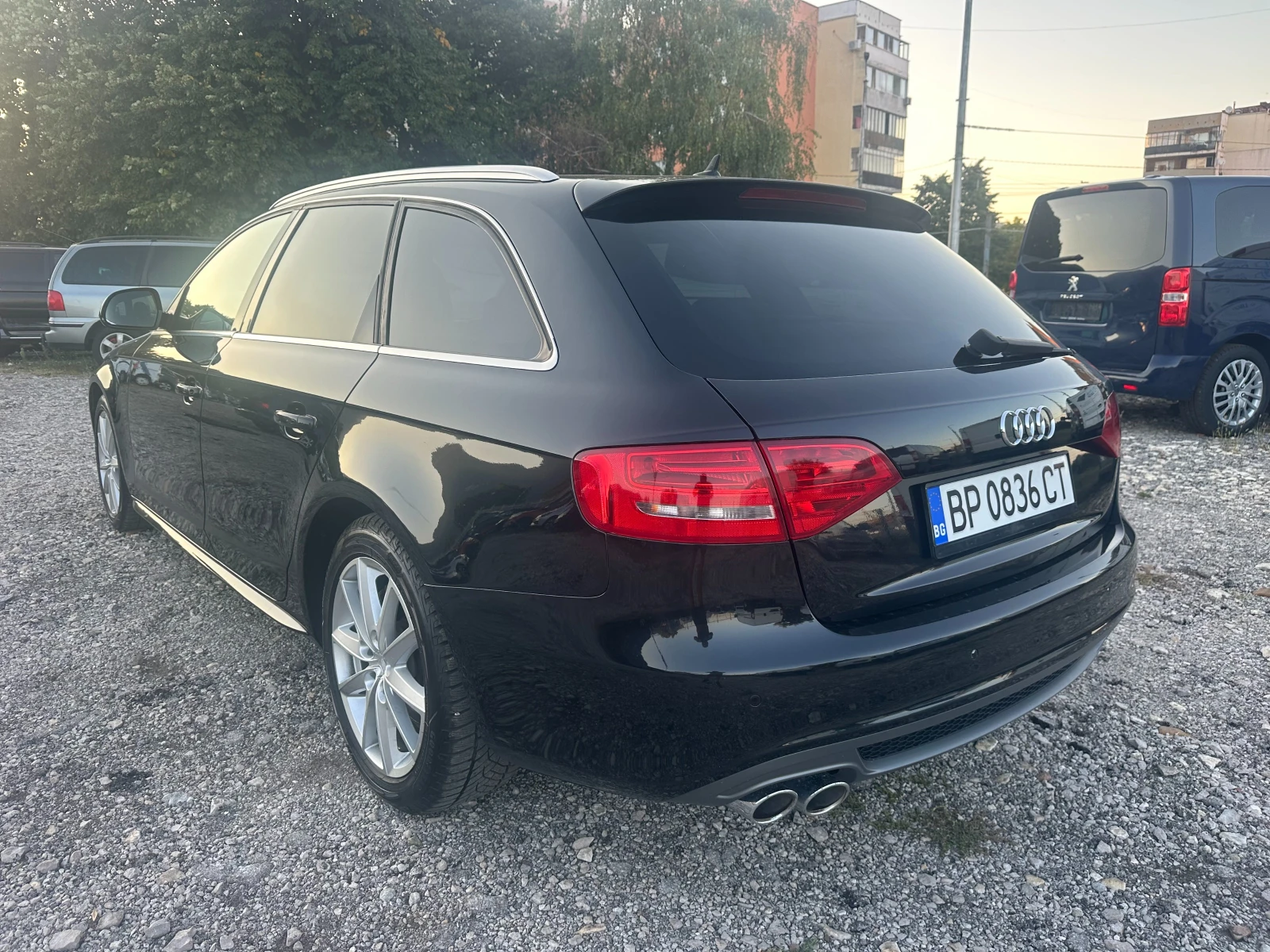 Audi A4 2.0TDI 143kc S-LINE - изображение 5