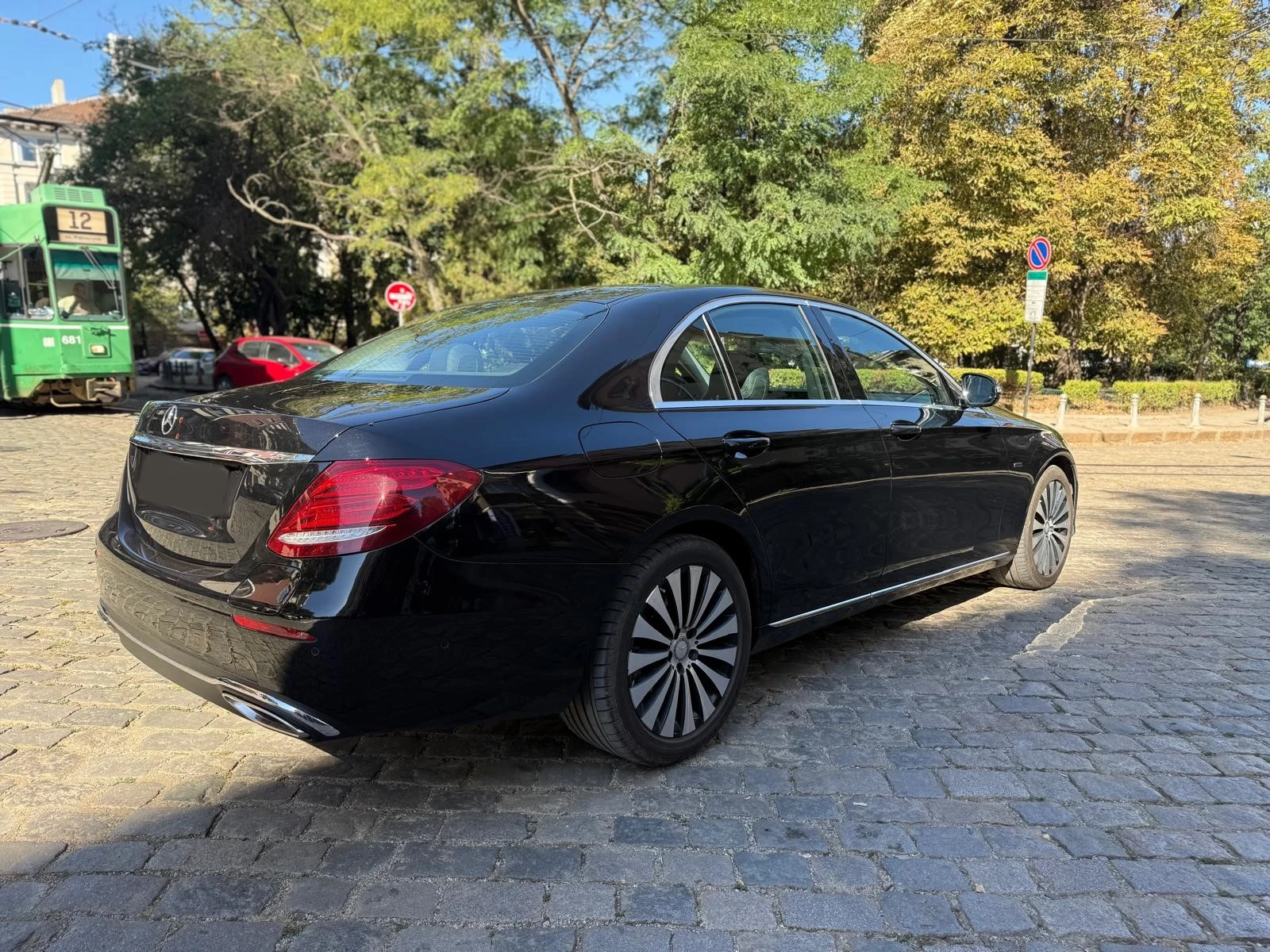 Mercedes-Benz E 300 E Plug-In Hybrid | Mobile.bg   6