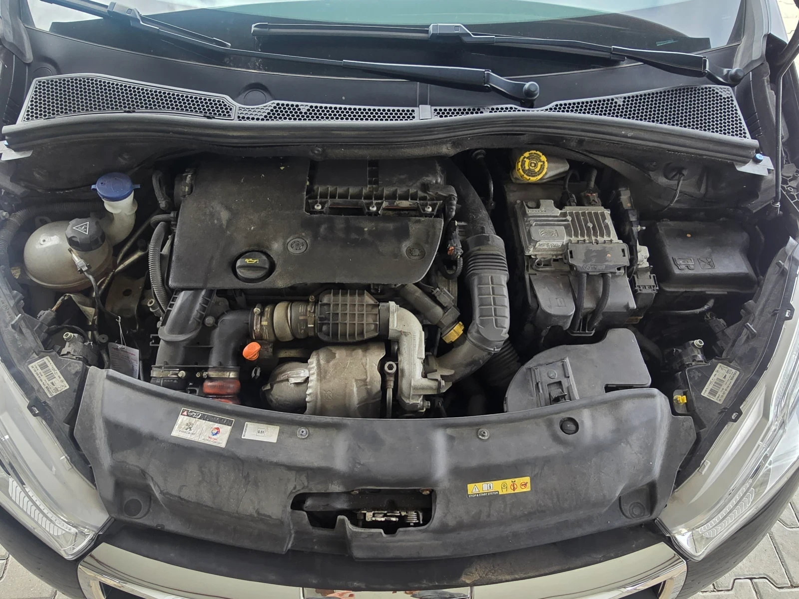 Peugeot 208 1.6HDI 99кс EURO 6 87000 км. - изображение 3