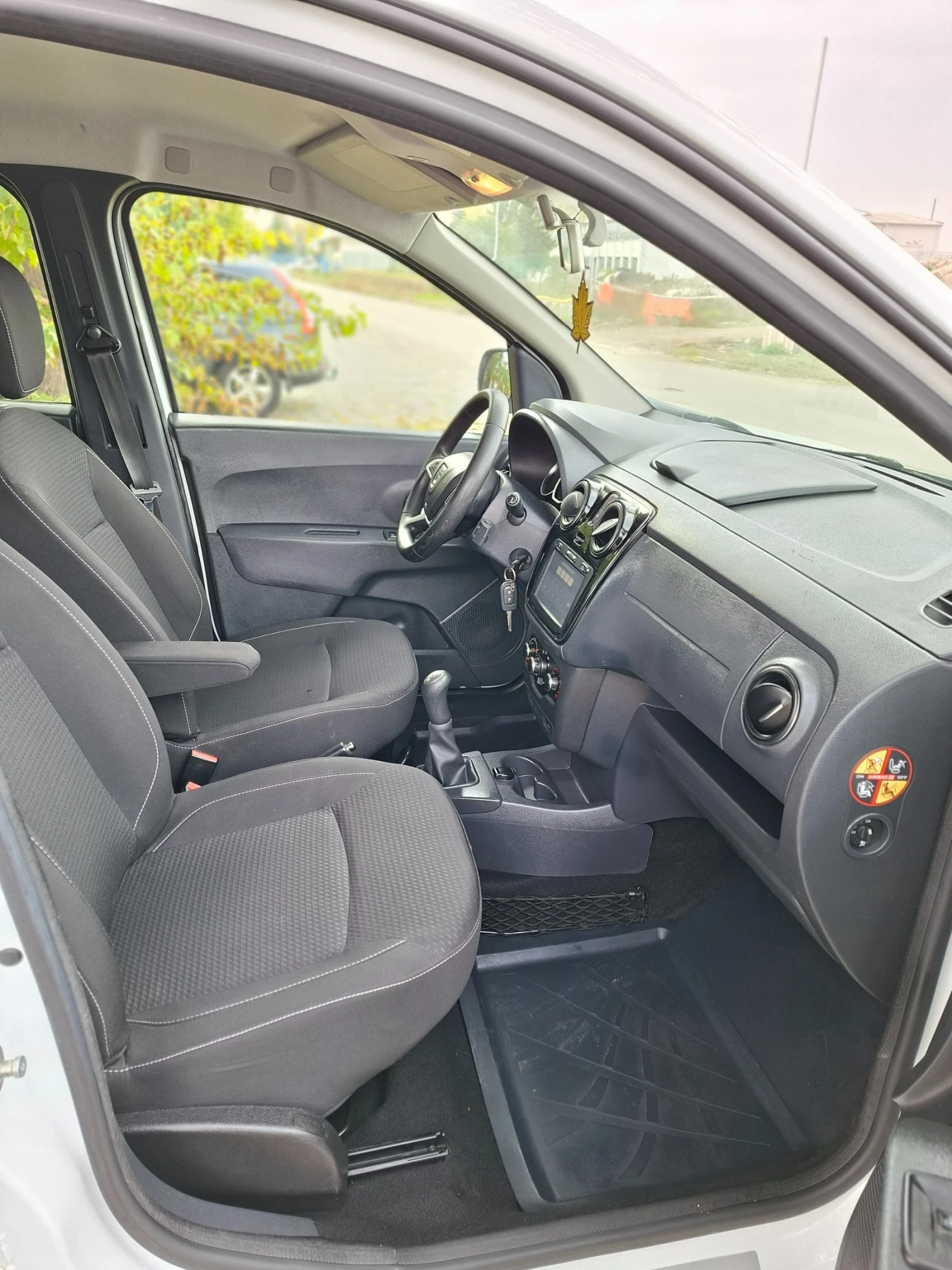 Dacia Lodgy 1.6 16V | Mobile.bg   11