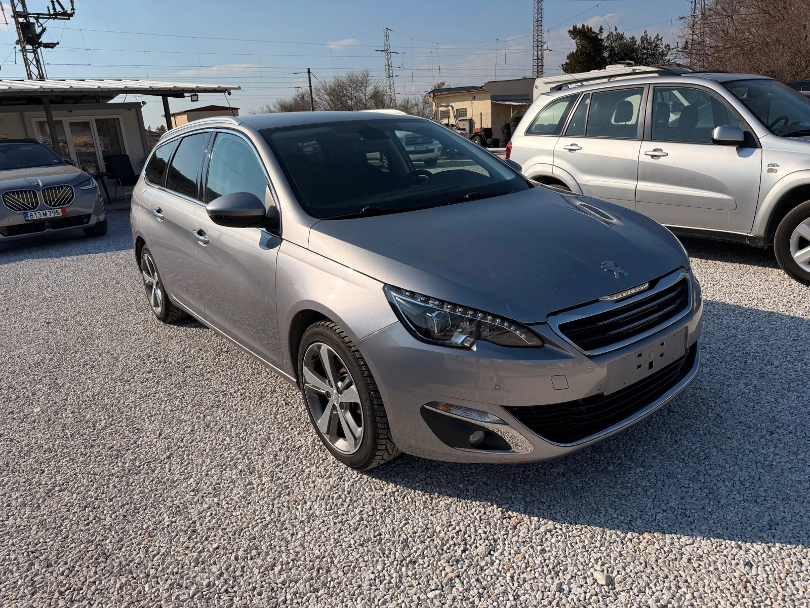 Peugeot 308 1, 6 HDI LED КОЖА НАВИГАЦИЯ - изображение 3