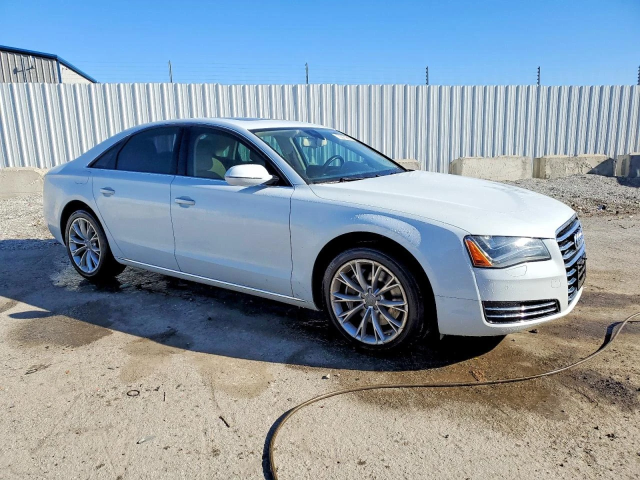 Audi A8 3.0* QUATTRO* РЕАЛНИ КМ - изображение 4