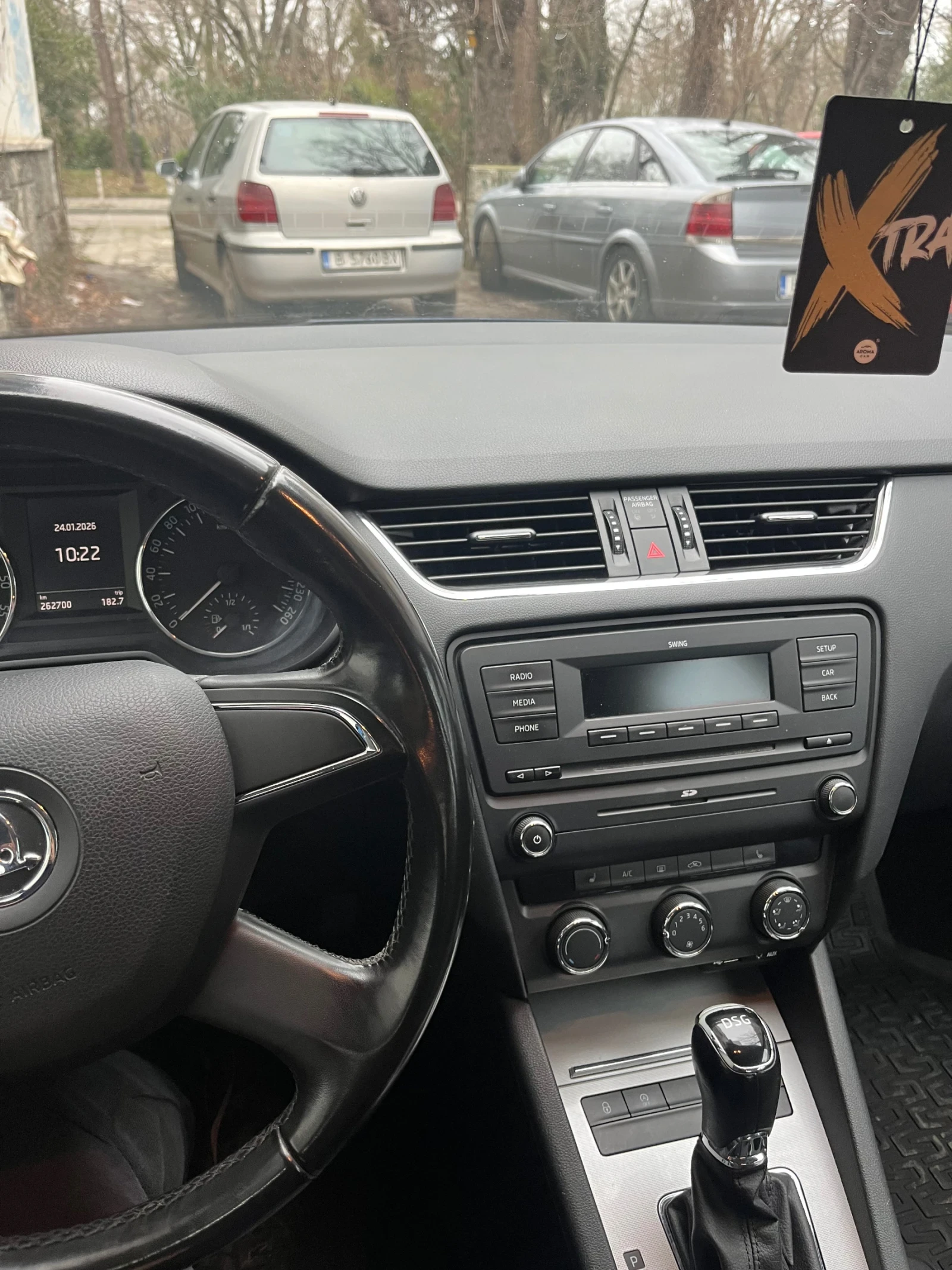 Skoda Octavia 1.6, снимка 9 - Автомобили и джипове - 53796969