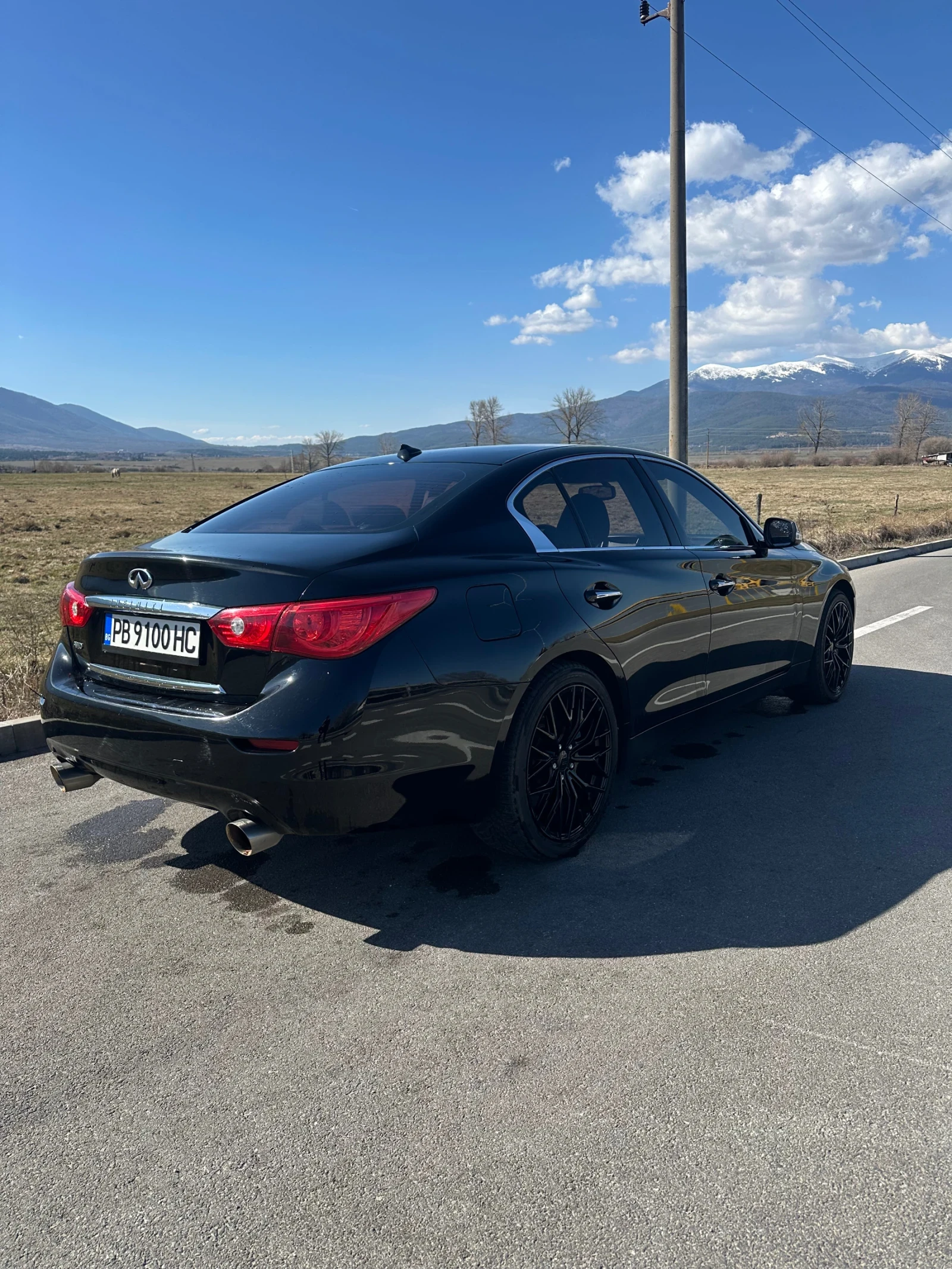 Infiniti Q50 3.7 AWD