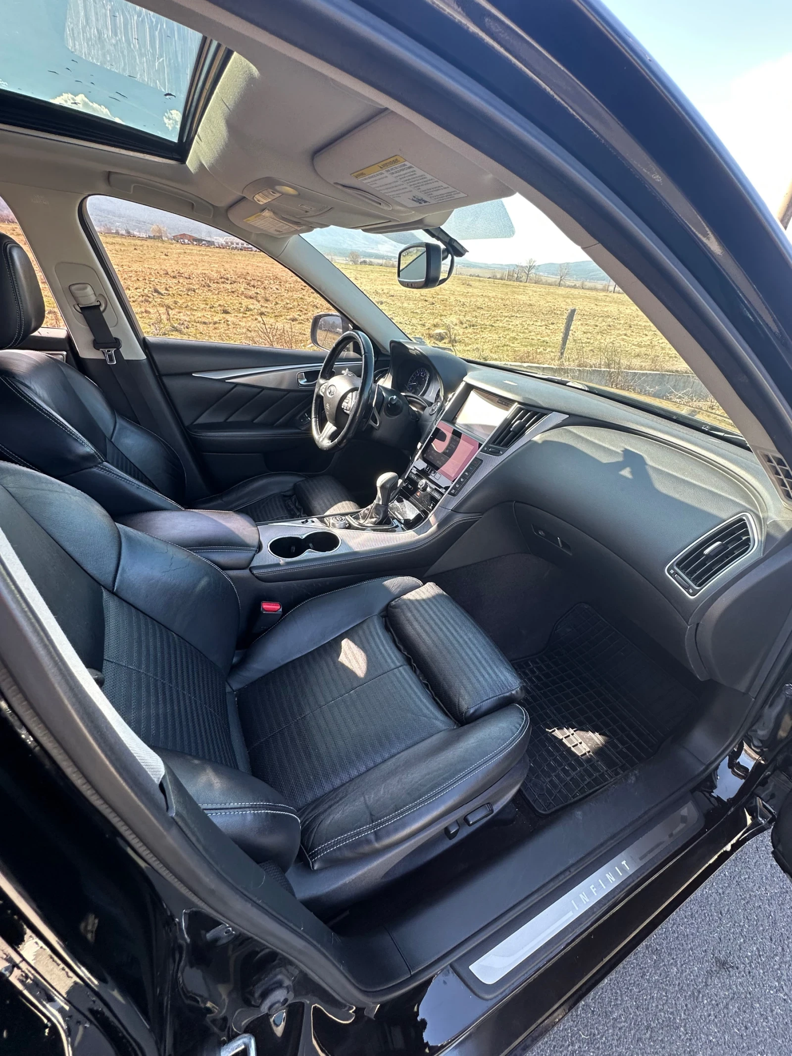 Infiniti Q50 3.7 AWD, снимка 12 - Автомобили и джипове - 53839129