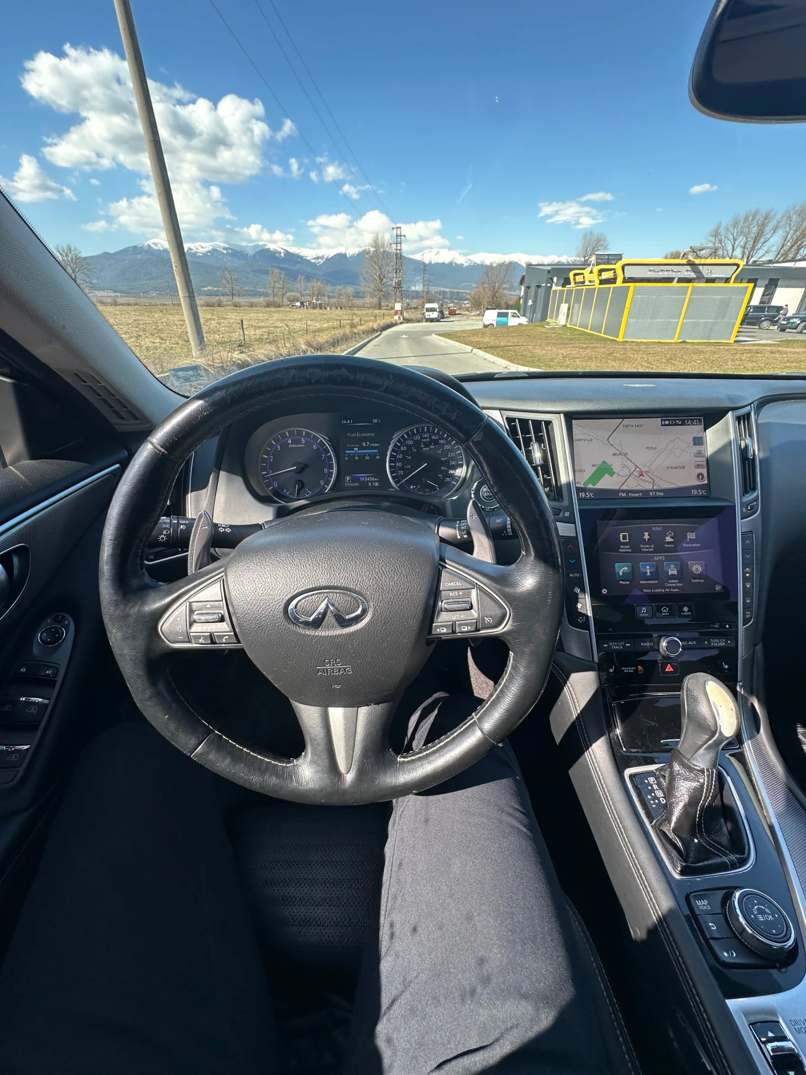 Infiniti Q50 3.7 AWD, снимка 9 - Автомобили и джипове - 53839129
