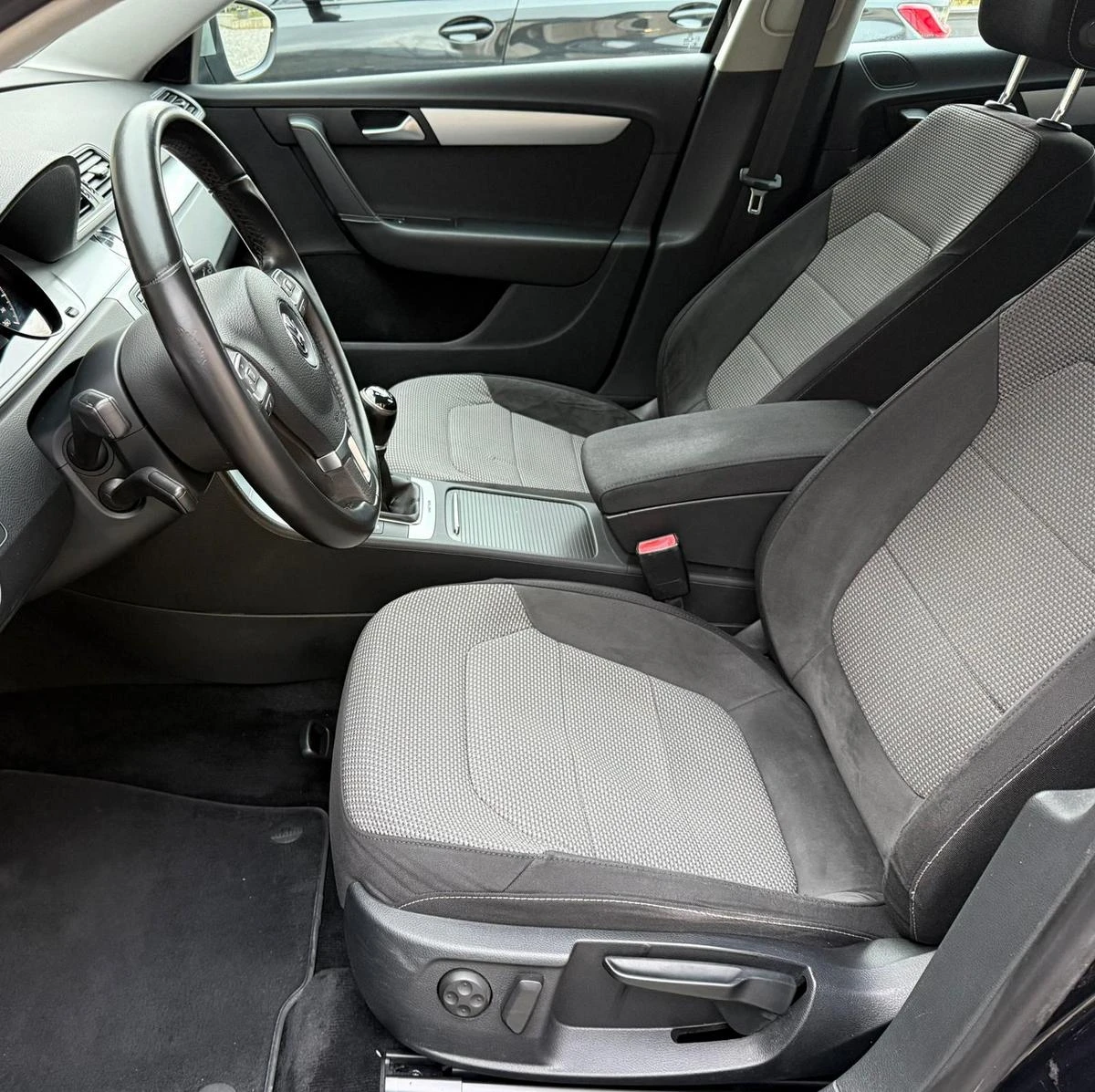 VW Alltrack 2.0 TDi 4motion, снимка 7 - Автомобили и джипове - 53929514