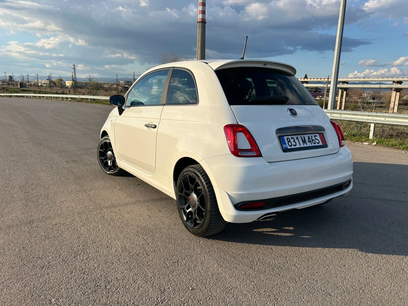 Fiat 500 Facelift Sport, снимка 5 - Автомобили и джипове - 54100690