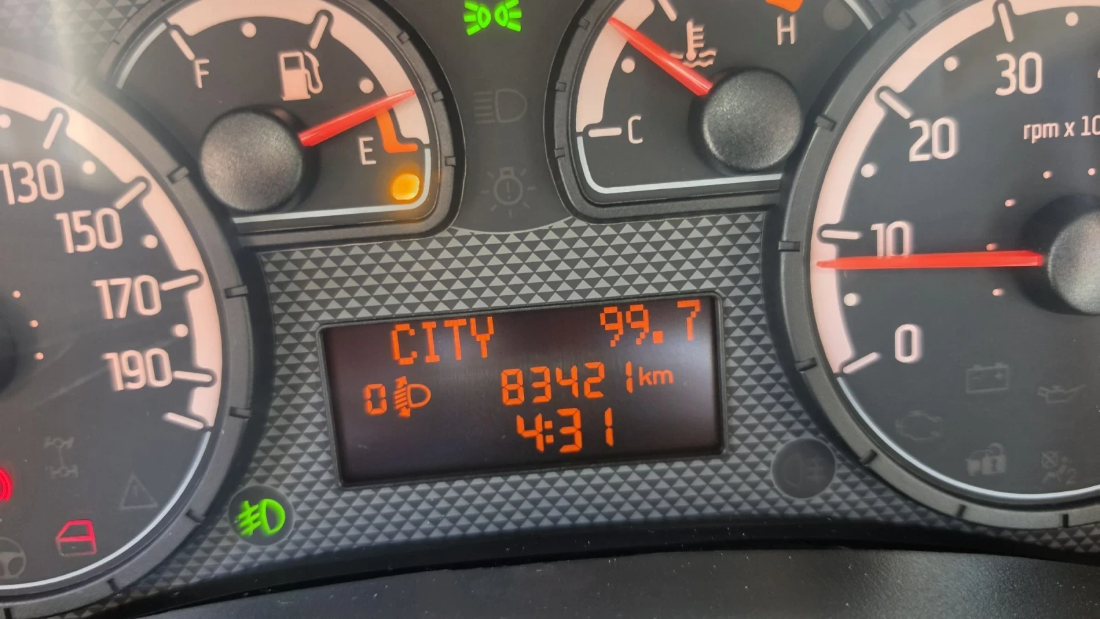 Fiat Panda 4Х4 83421км Блокаж Бензин , снимка 10 - Автомобили и джипове - 54148017