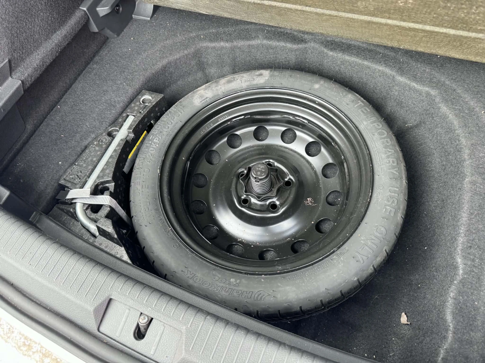 VW Golf 7, 1.6TDI АВТОМАТ Фейслифт, 110 кс., 2018 г. CXXB, снимка 4 - Автомобили и джипове - 54219691