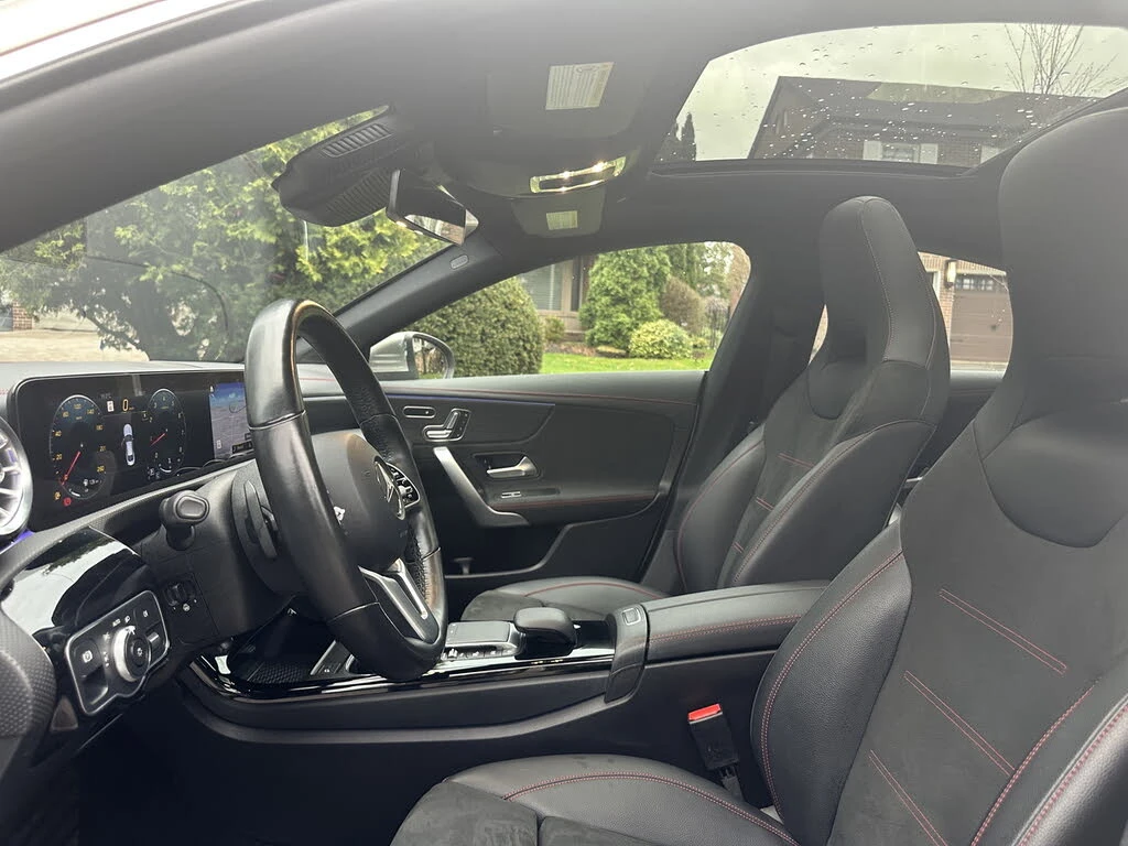 Mercedes-Benz CLA 250 4MATIC* AMG* ПАНОРАМА* 360 КАМЕРИ* AMBIENT* KEYLES, снимка 8 - Автомобили и джипове - 54224580