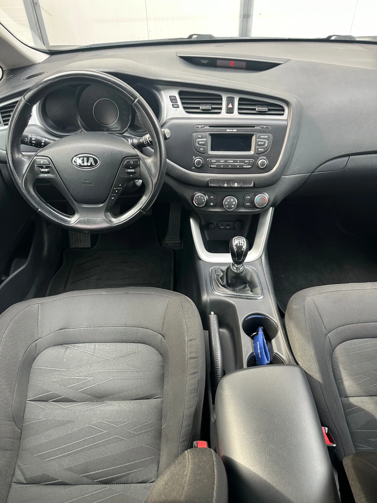 Kia Ceed 1.4 CRDI 90к.с. 6 скорости , снимка 7 - Автомобили и джипове - 54258592