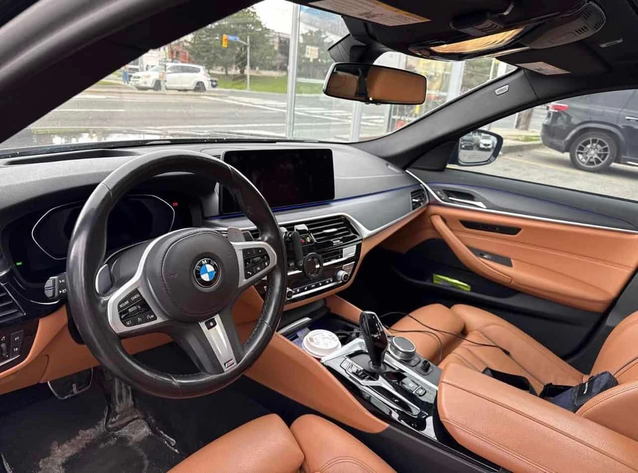 BMW 530 xDrive/ШИБИДАХ/HEAD-UP DISPLAY/ПОДГРЕВИ, снимка 7 - Автомобили и джипове - 54399188