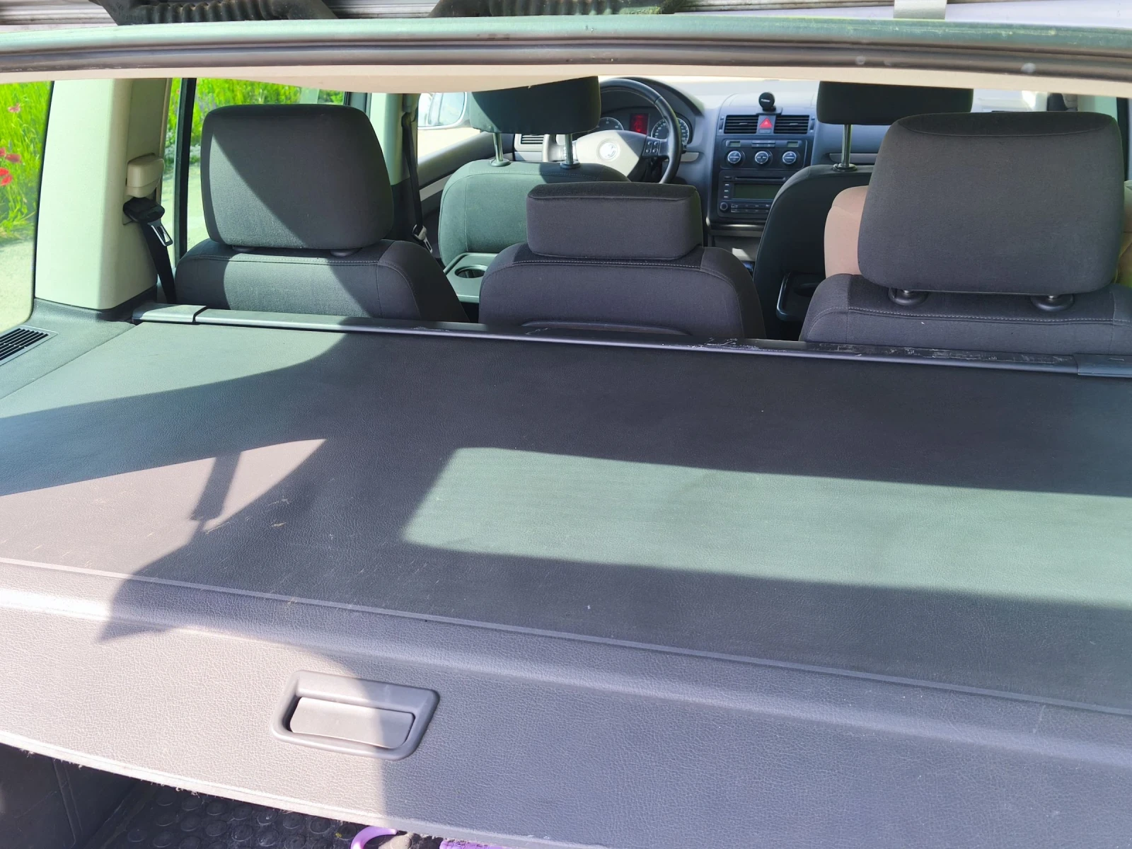VW Touran 1.9 TDI HIGH LINE , снимка 14 - Автомобили и джипове - 54669670