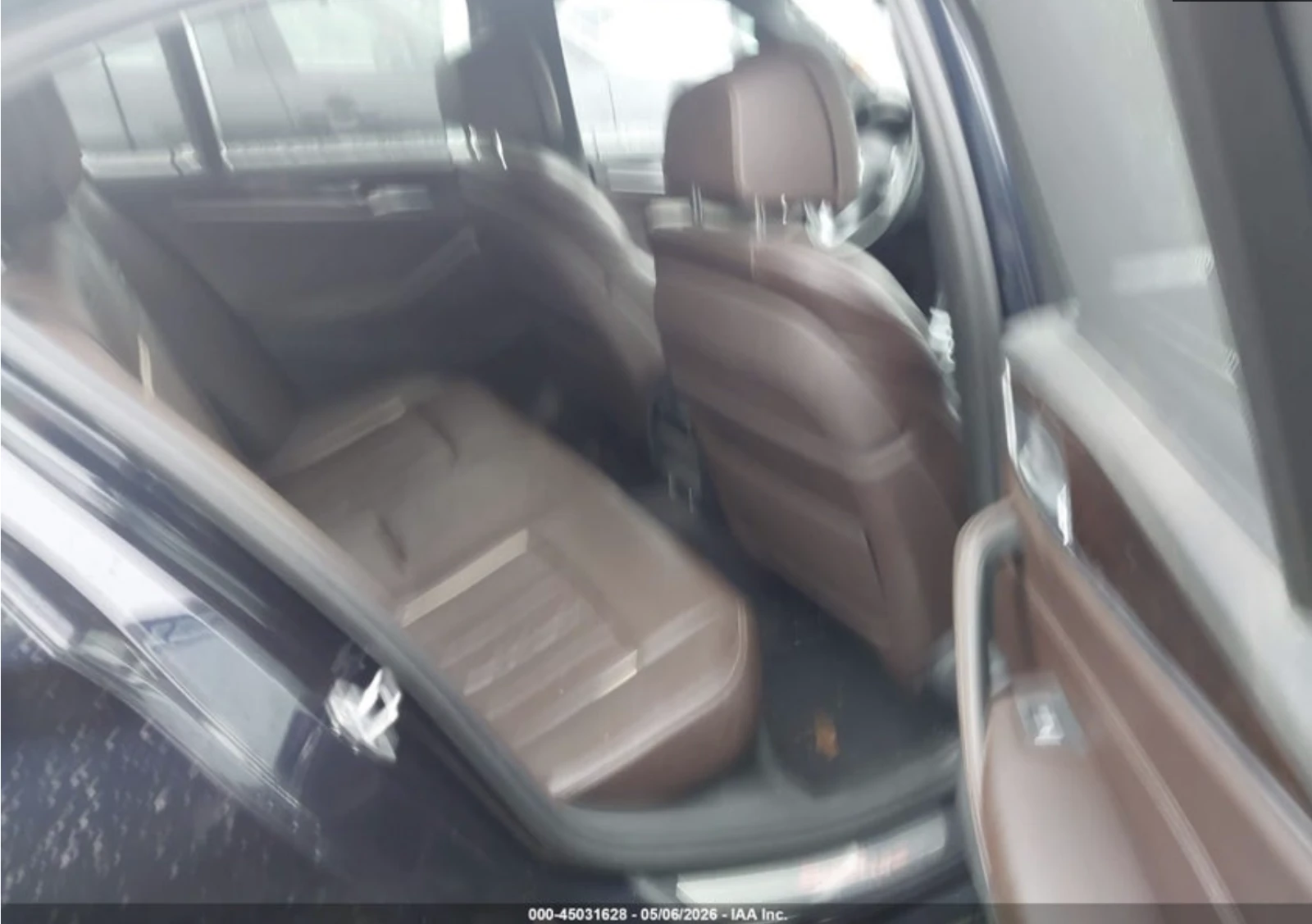 BMW 530 АВТОКРЕДИТ* HEAD UP* КАФЯВА КОЖА* ПОДГРЕВ* 360* , снимка 10 - Автомобили и джипове - 54873095