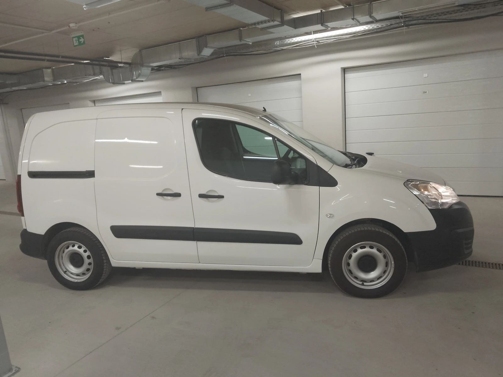 Peugeot Partner 1.6 HDI, снимка 6 - Автомобили и джипове - 54989938