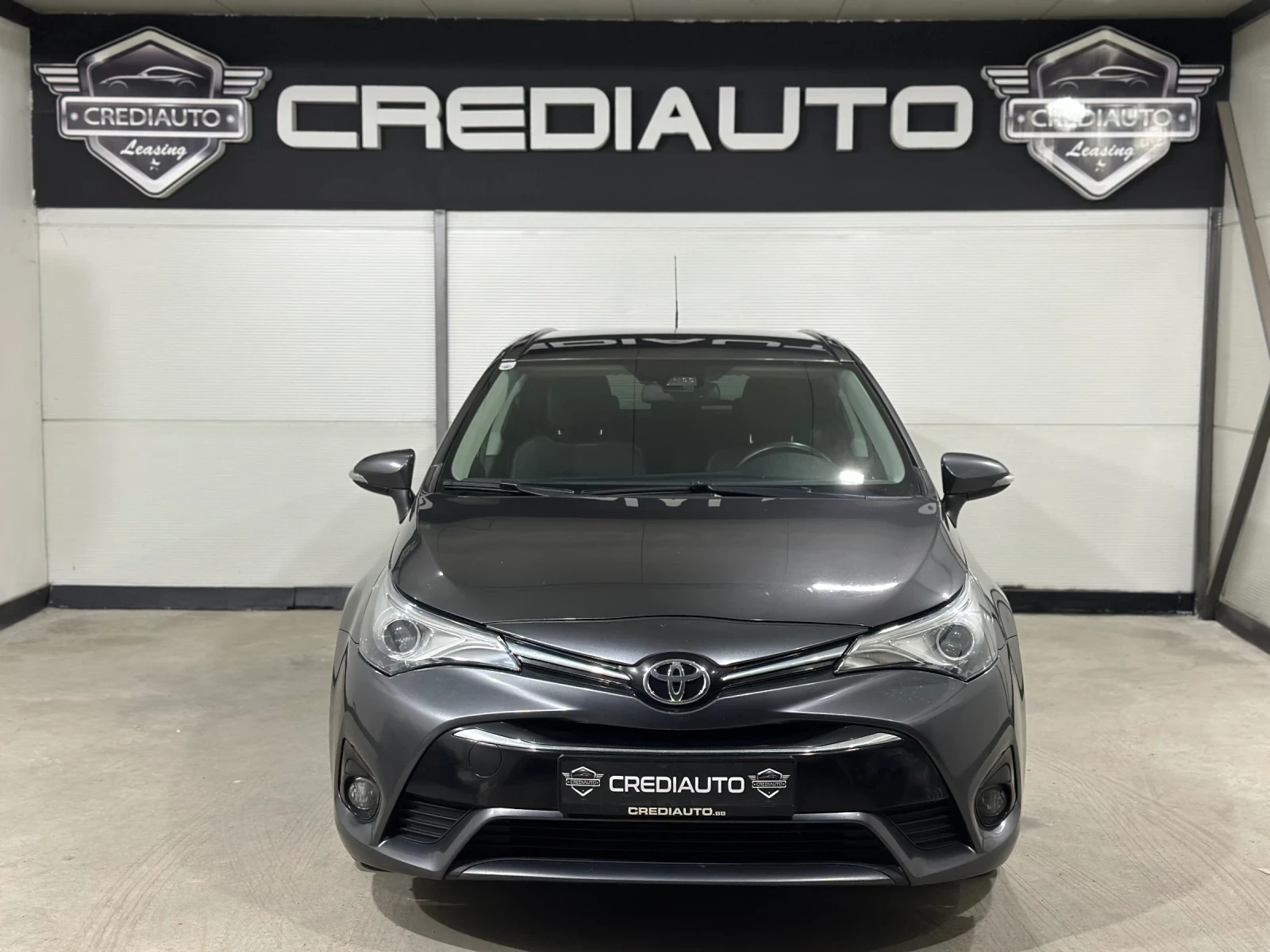 Toyota Avensis D-4D Touring sport, снимка 2 - Автомобили и джипове - 55056896