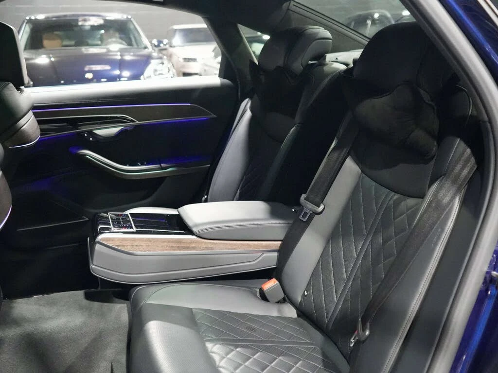 Audi A8 LONG* 55TFSI* 3D BANG* МАСАЖ* ОБДУХ* КРАЙНА ЦЕНА, снимка 17 - Автомобили и джипове - 55544569