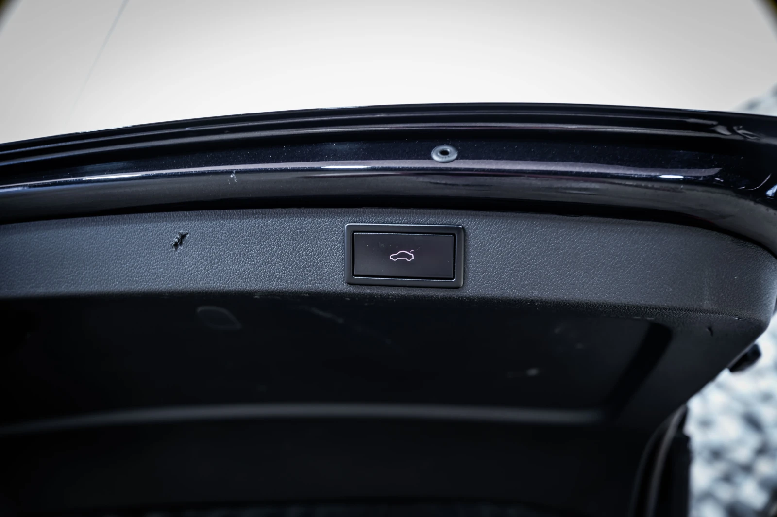 Skoda Octavia 2, 0 TDI DSG * LED* Keyless* Подгрев* , снимка 17 - Автомобили и джипове - 55570671